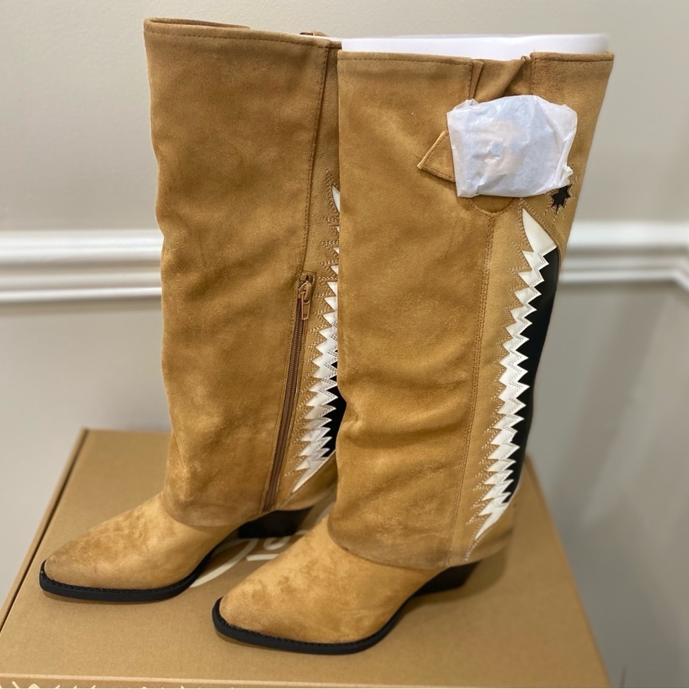 NWT Zodiac Western Boot Faux Suede Caramel size 7 - Picture 10 of 10